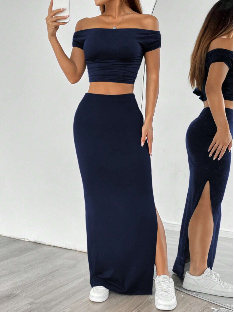 Elegant Tow-Piece Dress With A Slit