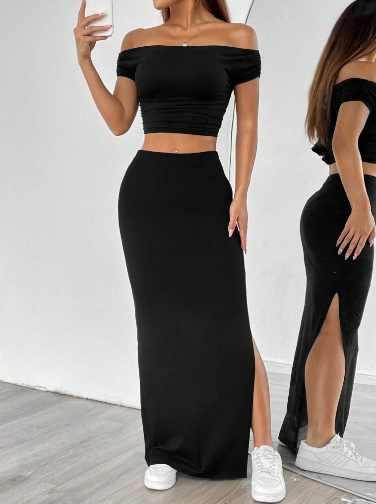 Elegant Tow-Piece Dress With A Slit